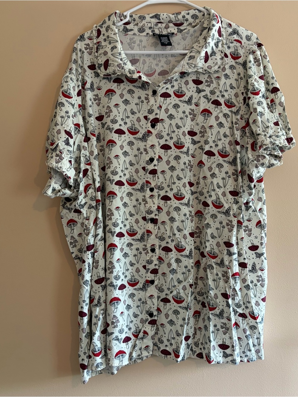 Hot topic Mushroom Print Button-Up Shirt — Cream with Red & Black blouse top